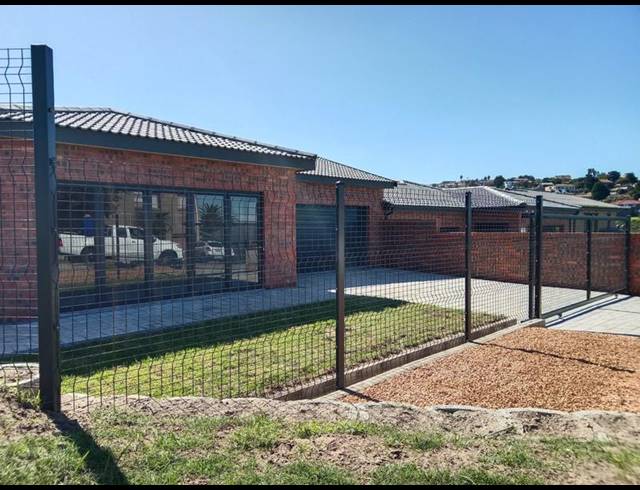 3 BEDROOM PROPERTY TO RENT IN DANA BAY